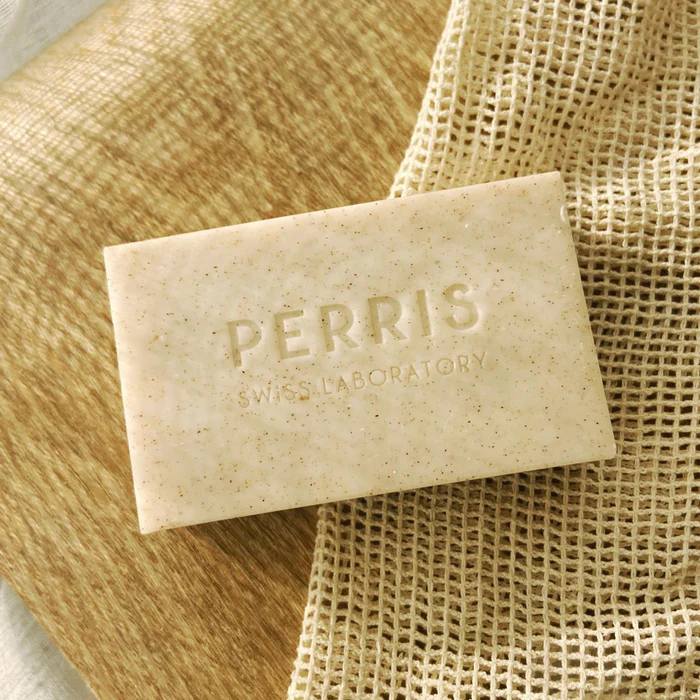 Exfoliating Soap Bar de la marca PERRIS SWISS LABORATORY: Jabón exfoliante vista superior