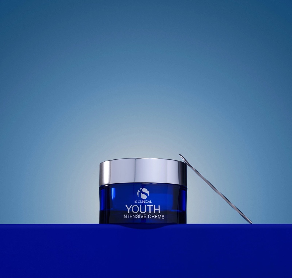 Youth Intensive Creme · iS Clinical (imagen oficial 3)