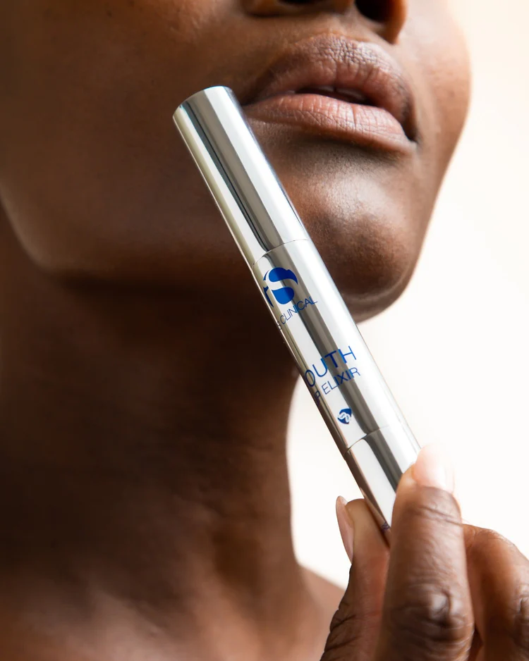 Youth Lip Elixir de la marca Is Clinical: Mostrar producto