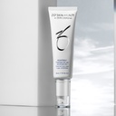 Rozatrol de la marca ZO SKIN HEALTH: Producto sonbre fondo cielo