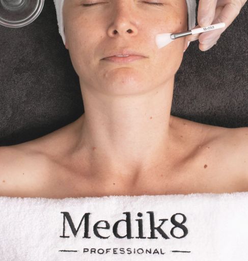 Medik8 - Clarity Facial